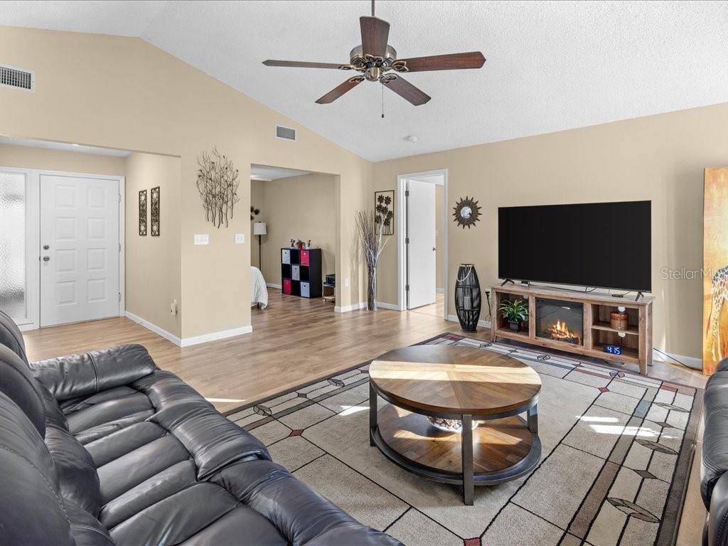 PARK FOREST - Residential