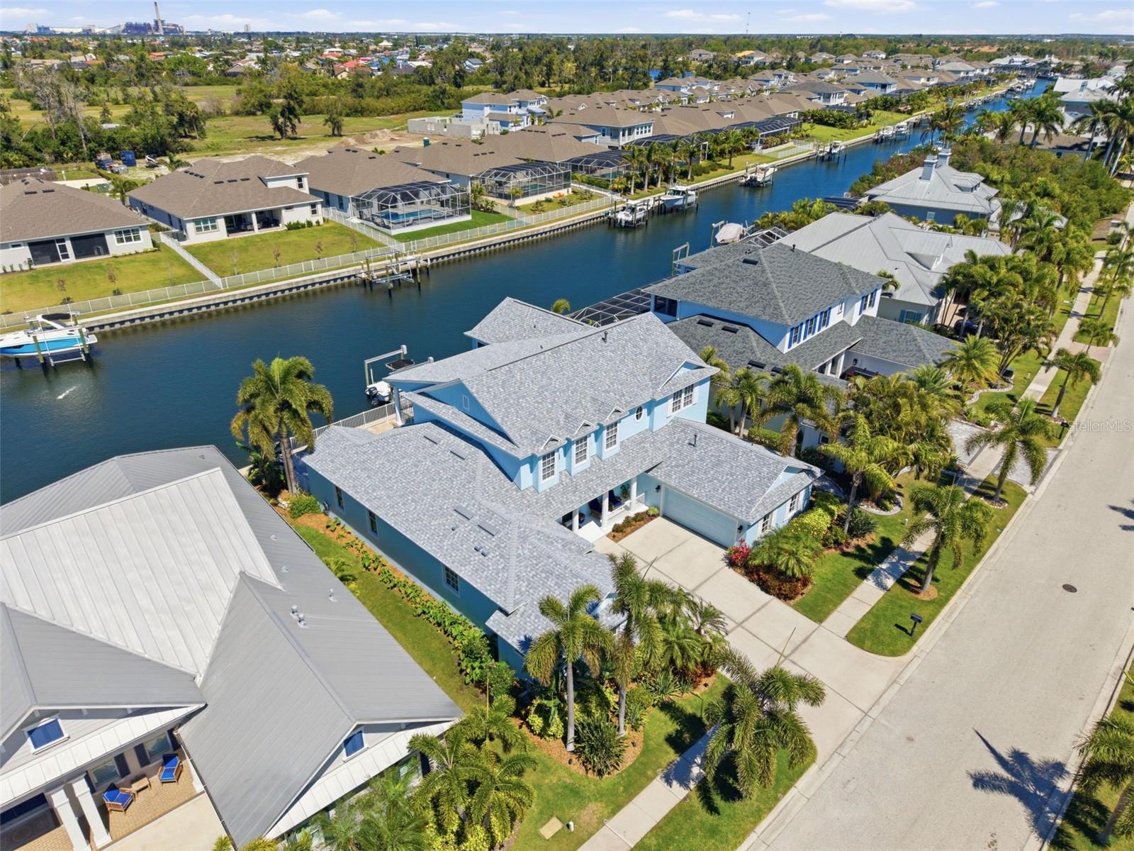 MIRABAY PH 3B-2 - Residential