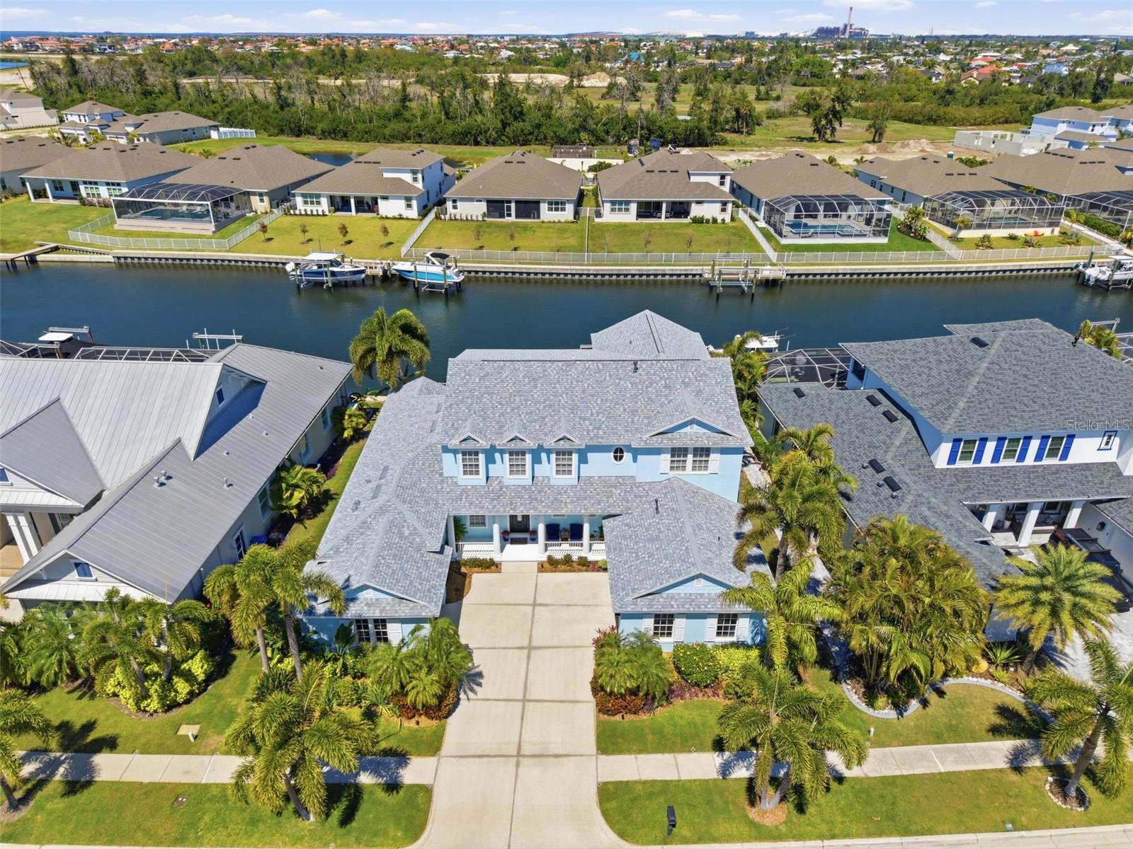 MIRABAY PH 3B-2 - Residential