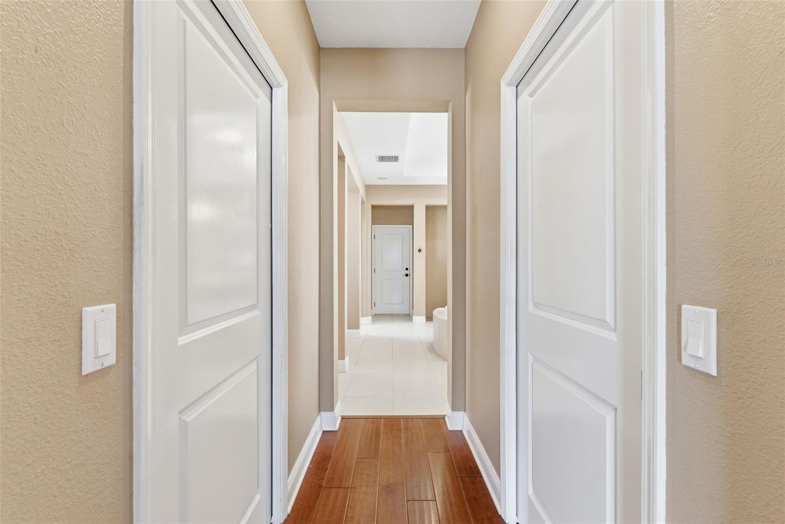 MIRABAY PH 3B-2 - Residential