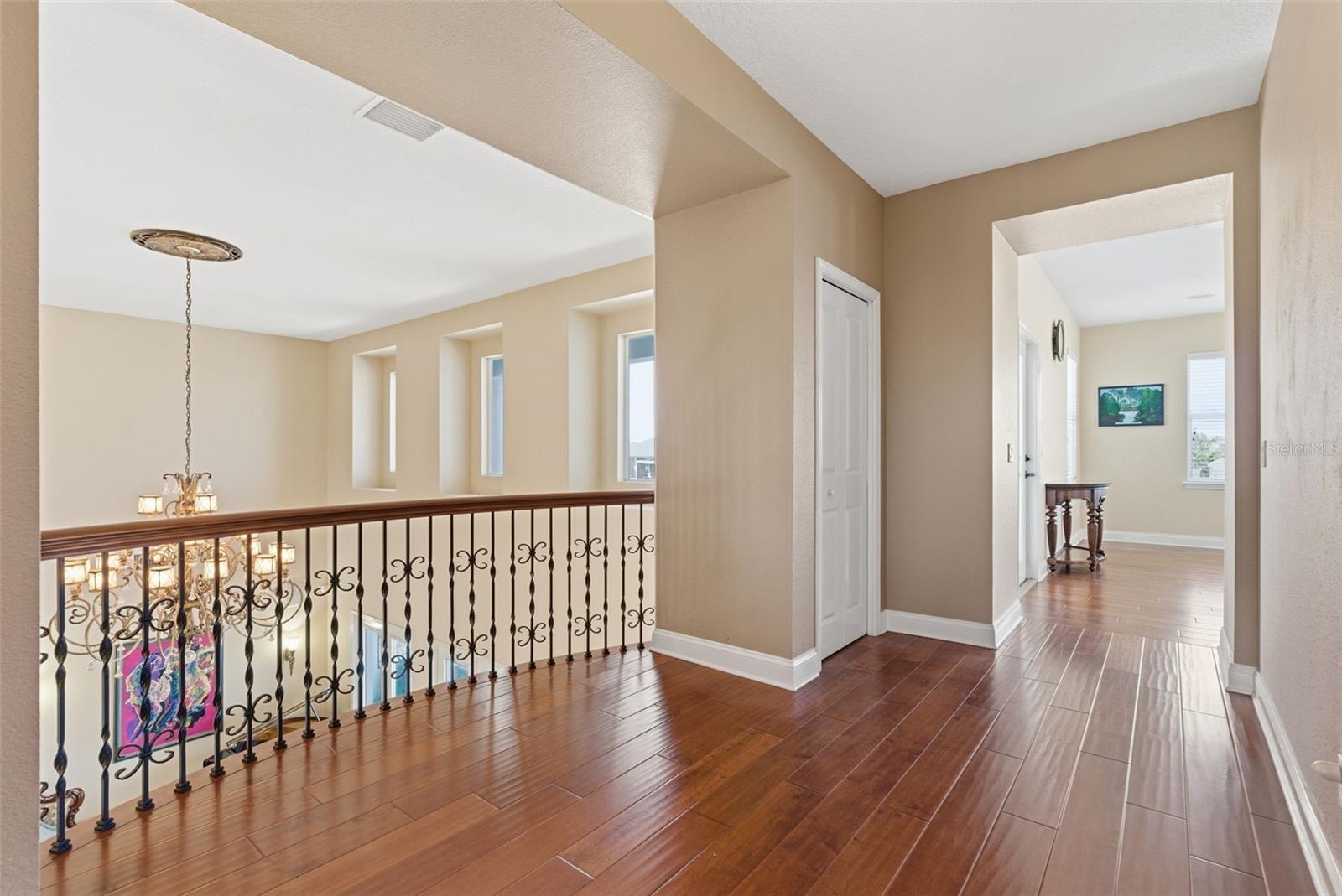 MIRABAY PH 3B-2 - Residential