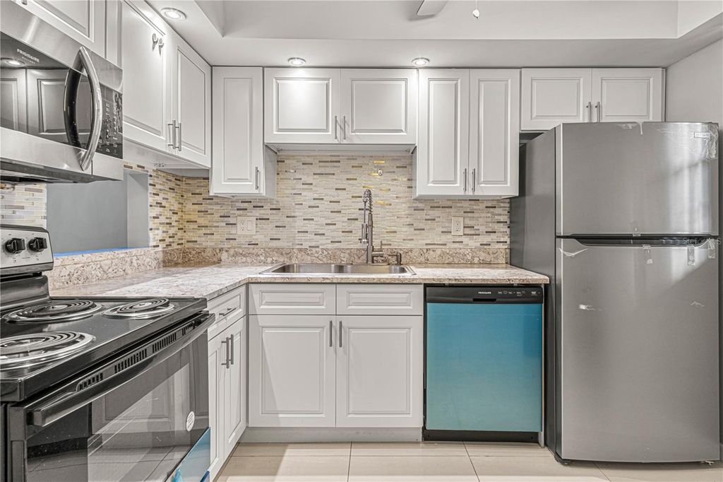 Photo of 640 N Nova Road #409, Ormond Beach, FL 32174 (MLS # V4944356)