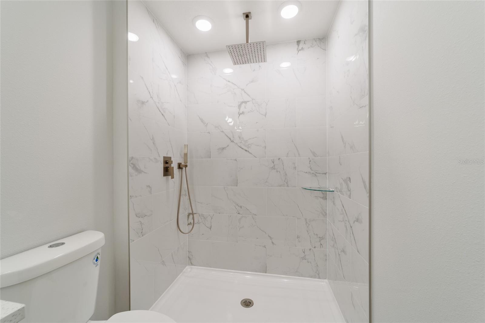 BELLEVIEW HEIGHTS ESTATE - Residential