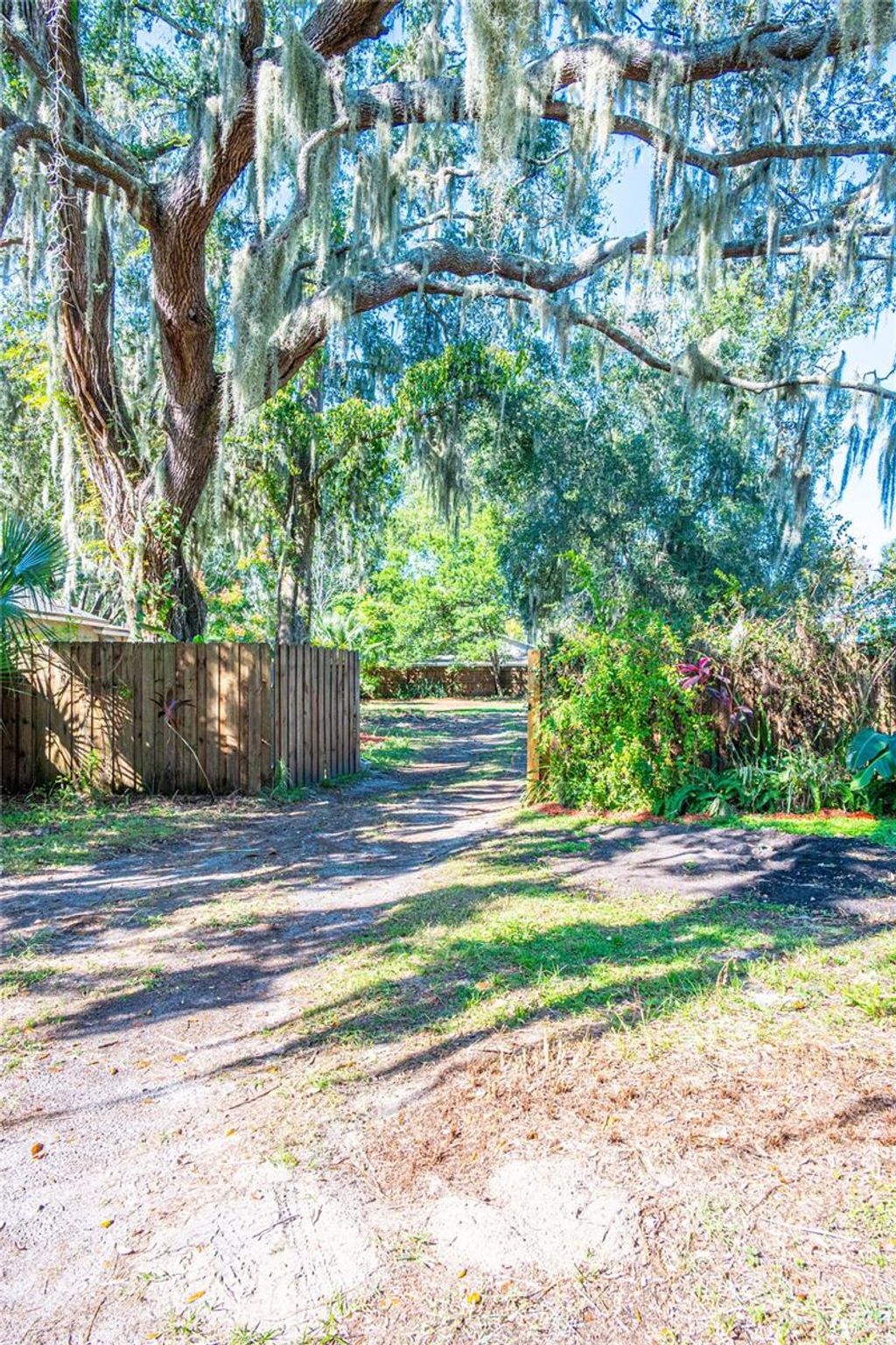 Photo of S. Rhodes Street, Mount Dora, FL 32757 (MLS # O6364434)