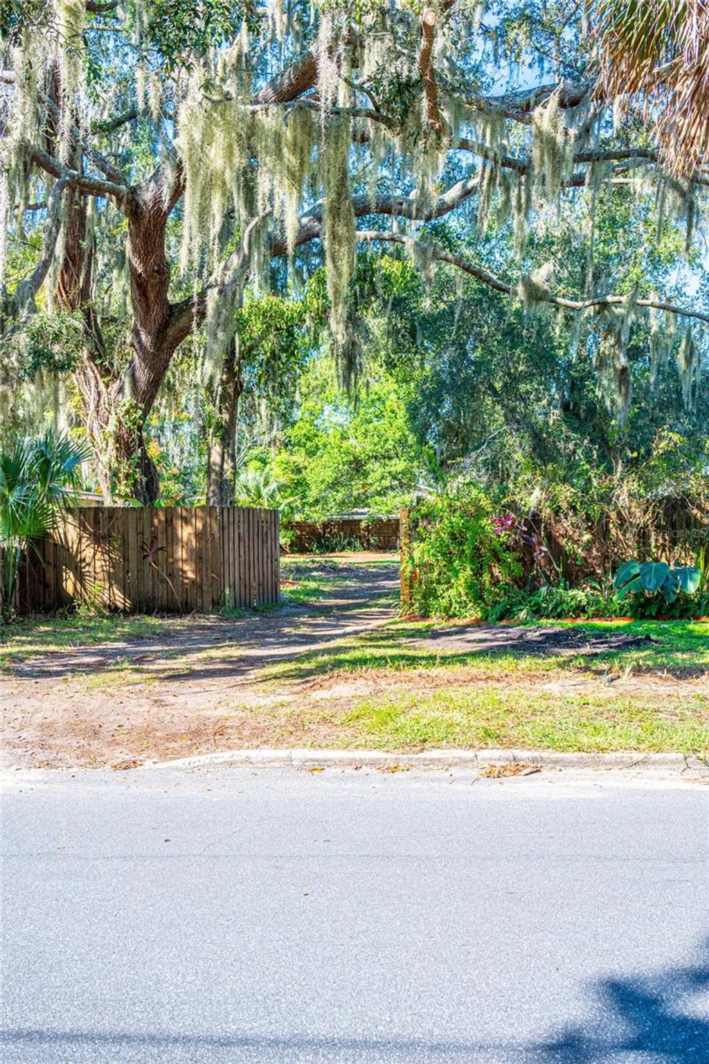 Photo of S. Rhodes Street, Mount Dora, FL 32757 (MLS # O6364434)