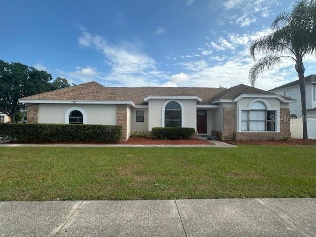 Photo of 12686 Newfield Drive, Orlando, FL 32837 (MLS # O6404206)