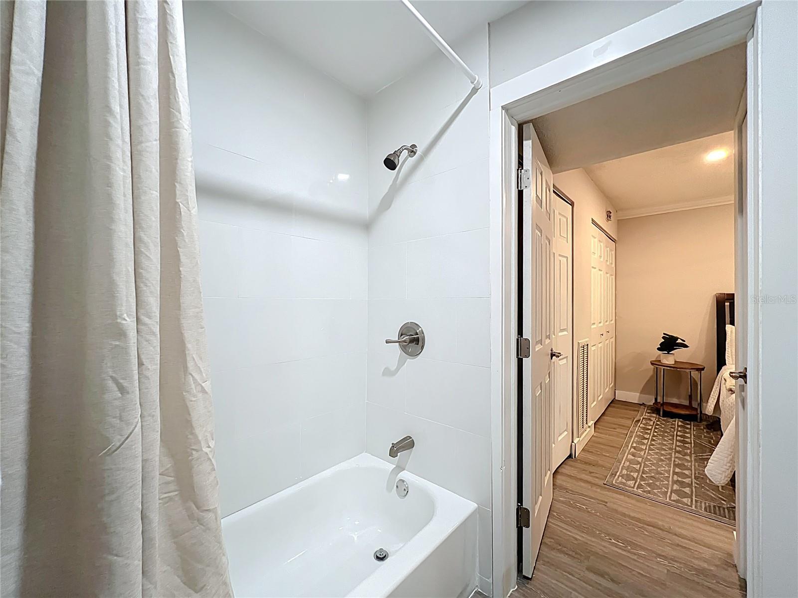 SHANGRI-LA APT PARK - Residential