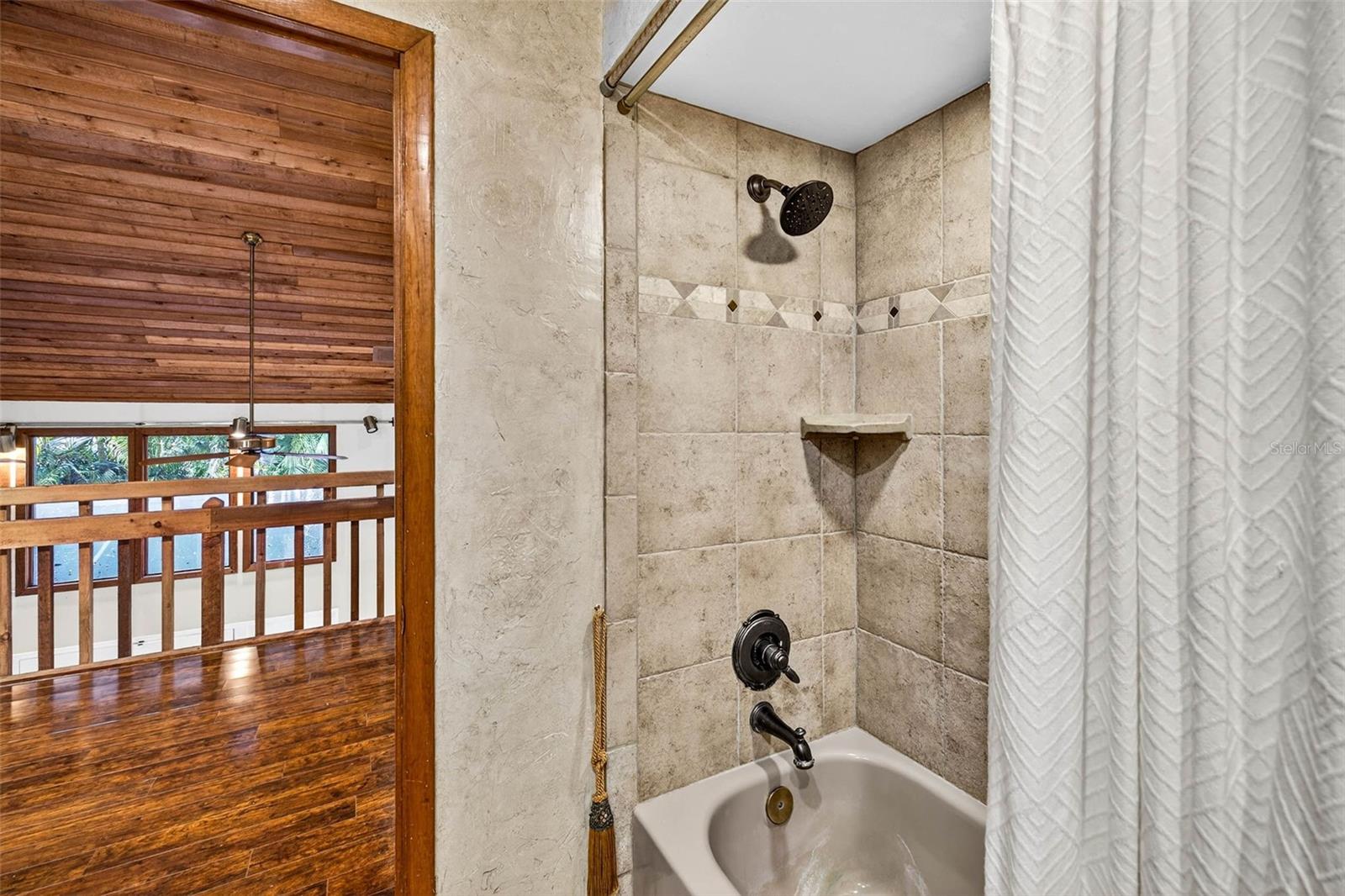 FRANCES ARBOR VILLAS - Residential