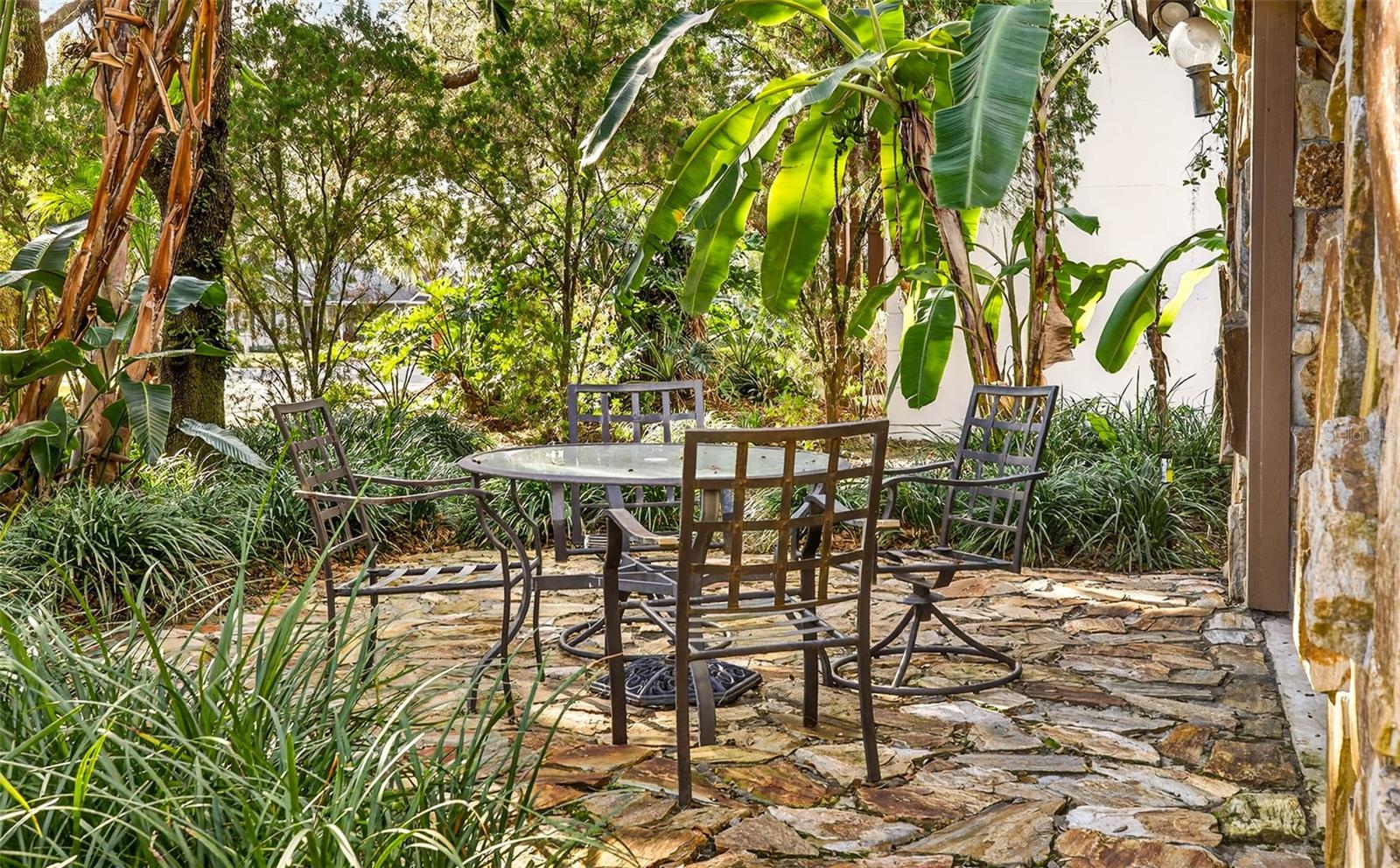 FRANCES ARBOR VILLAS - Residential