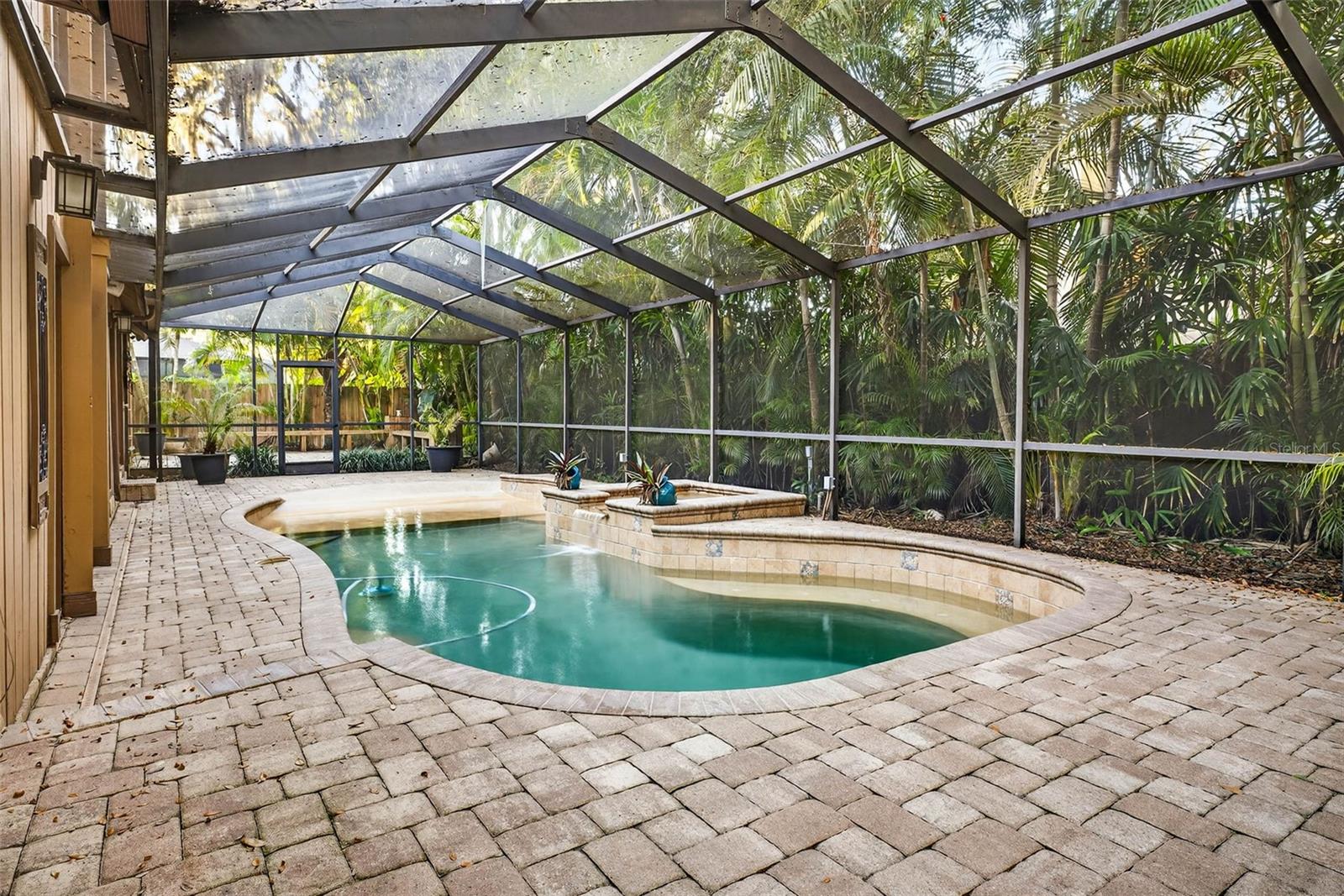 FRANCES ARBOR VILLAS - Residential