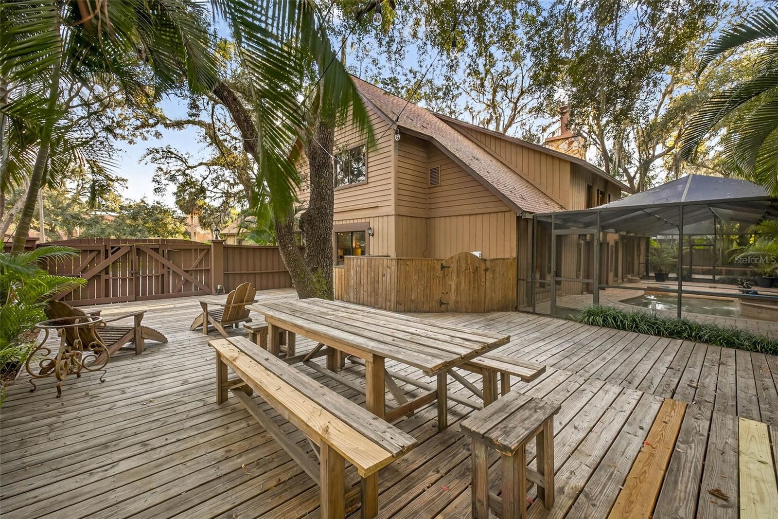 FRANCES ARBOR VILLAS - Residential