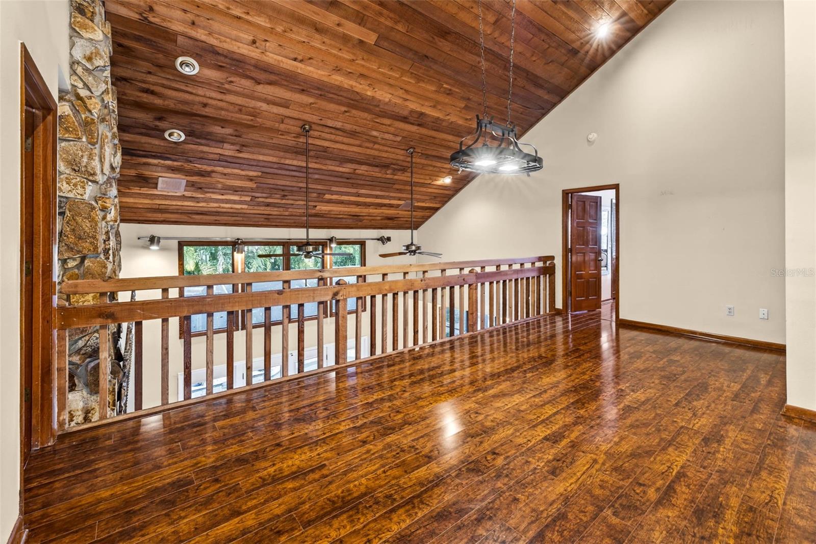 FRANCES ARBOR VILLAS - Residential