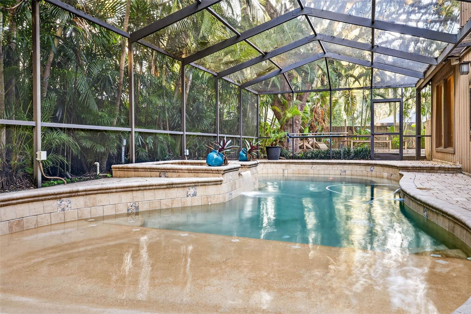 FRANCES ARBOR VILLAS - Residential