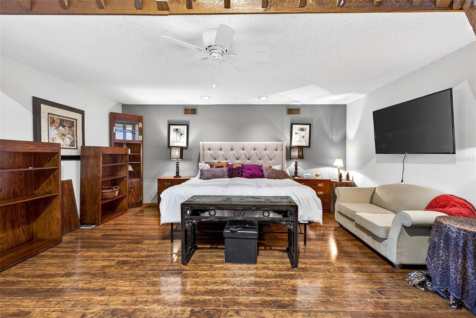 FRANCES ARBOR VILLAS - Residential