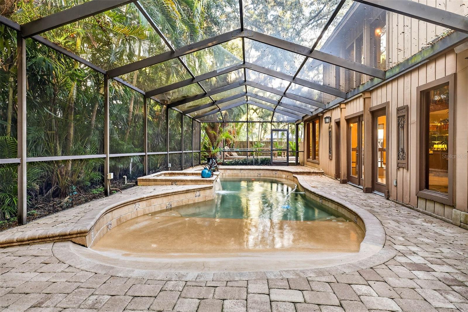 FRANCES ARBOR VILLAS - Residential