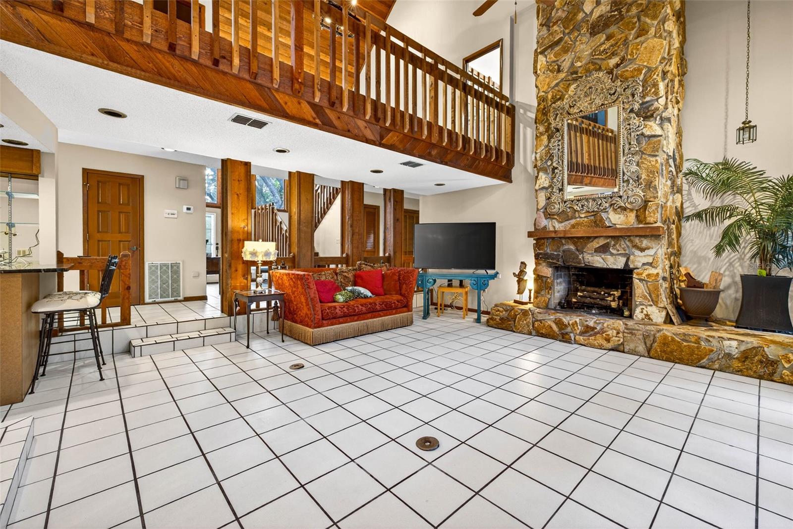 FRANCES ARBOR VILLAS - Residential