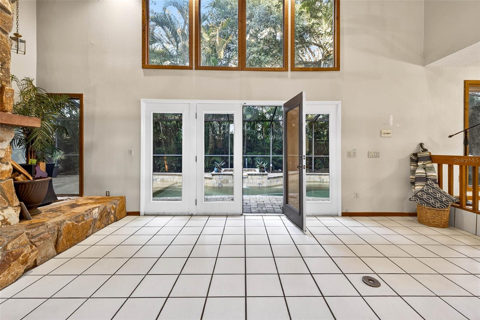 FRANCES ARBOR VILLAS - Residential