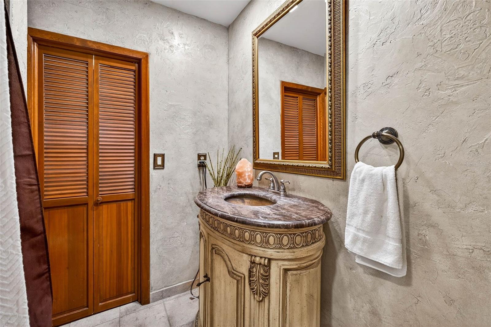 FRANCES ARBOR VILLAS - Residential