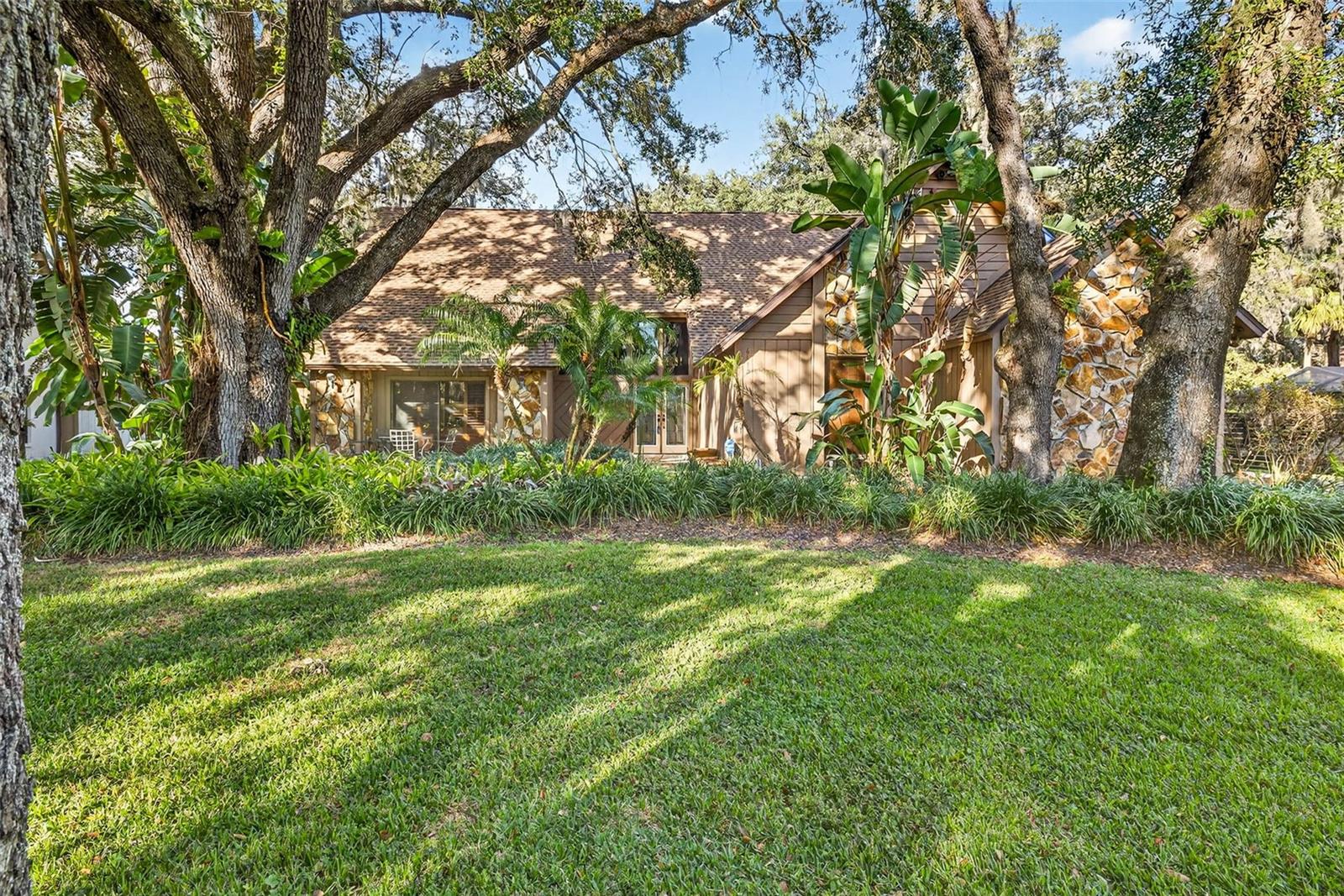 FRANCES ARBOR VILLAS - Residential