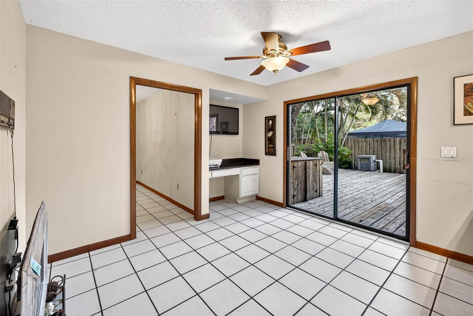 FRANCES ARBOR VILLAS - Residential