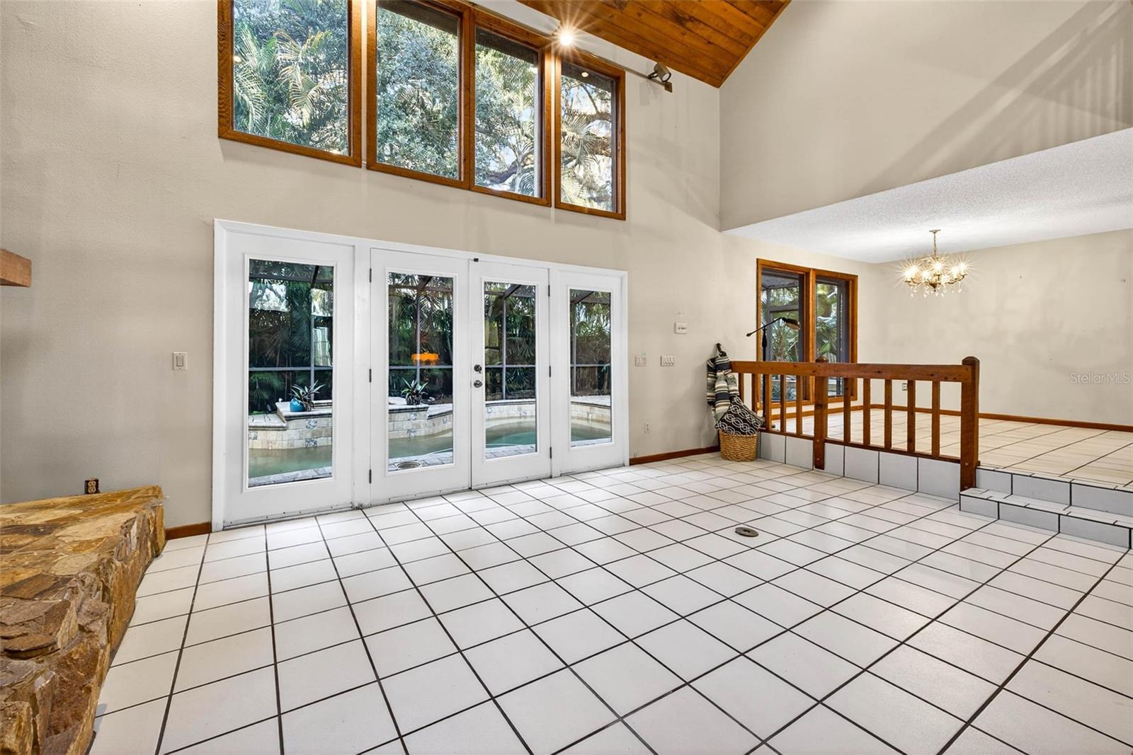 FRANCES ARBOR VILLAS - Residential