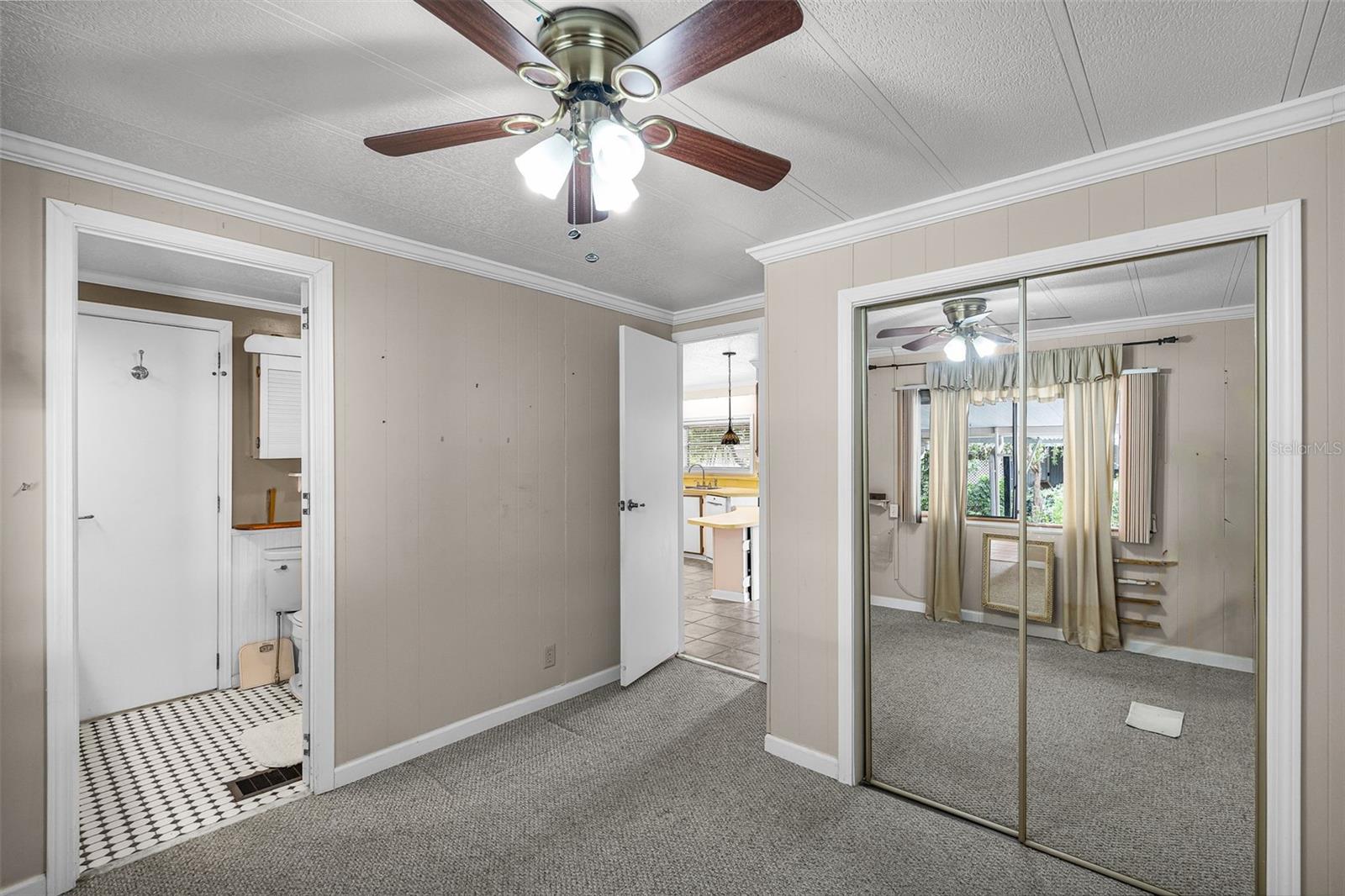 EUSTIS COUNTRY CLUB MANOR MHP UNIT 02A - Residential