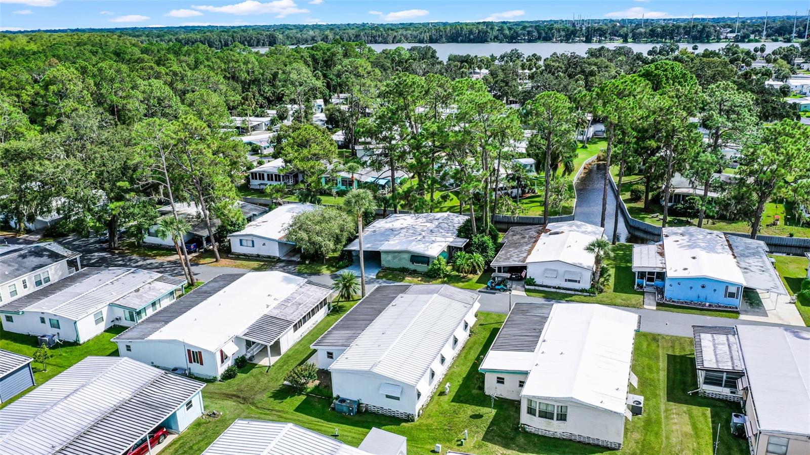 EUSTIS COUNTRY CLUB MANOR MHP UNIT 02A - Residential