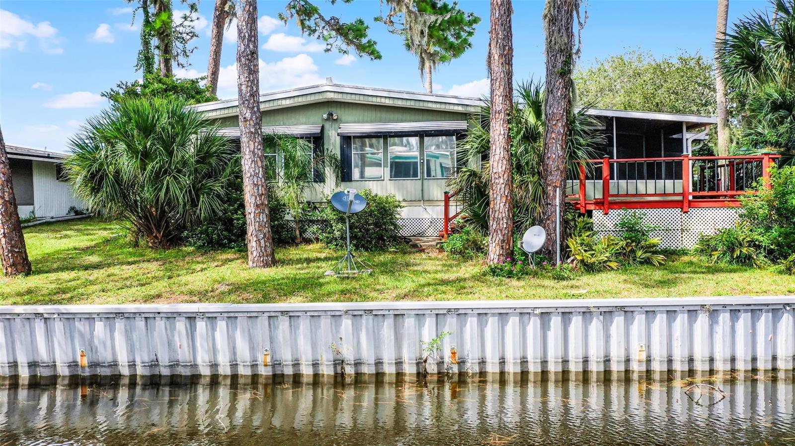 EUSTIS COUNTRY CLUB MANOR MHP UNIT 02A - Residential