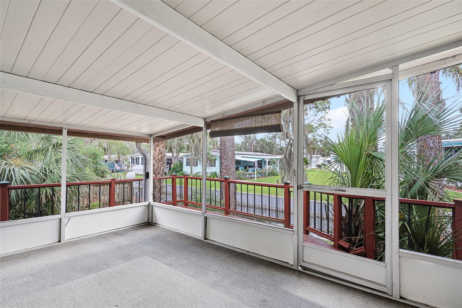 EUSTIS COUNTRY CLUB MANOR MHP UNIT 02A - Residential