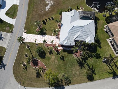 A home in PUNTA GORDA