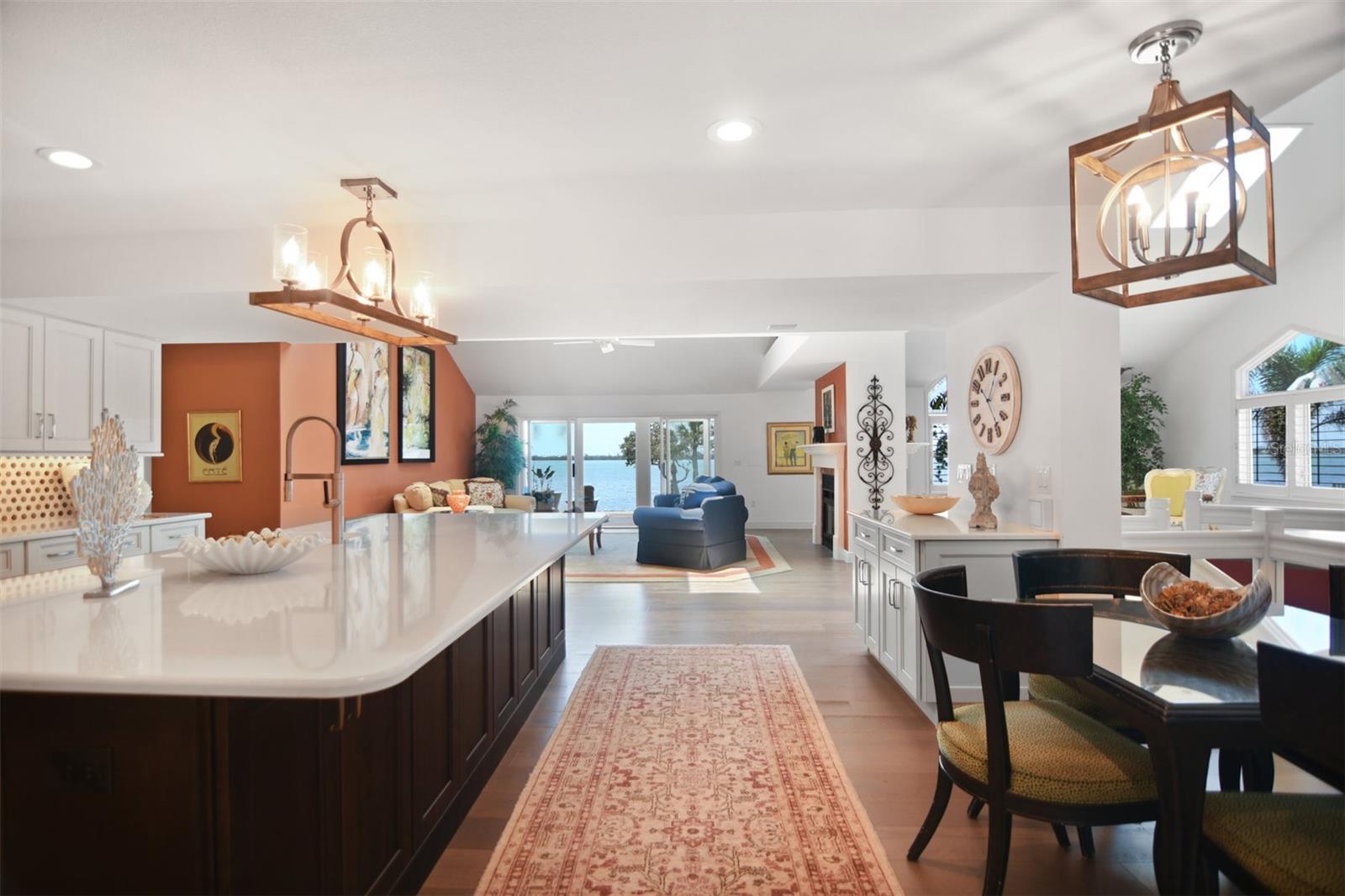 TIDY ISLAND PH II - Residential