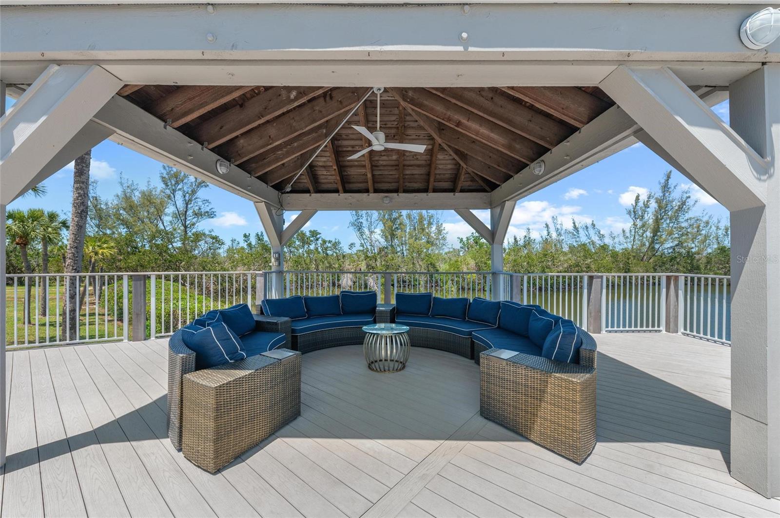TIDY ISLAND PH II - Residential
