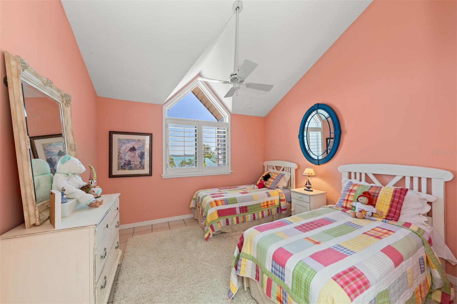 TIDY ISLAND PH II - Residential