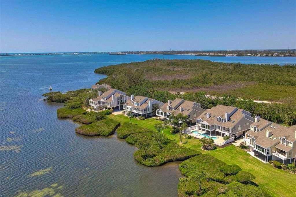 Photo of 78 Tidy Island Boulevard, Bradenton, FL 34210 (MLS # A4649833)