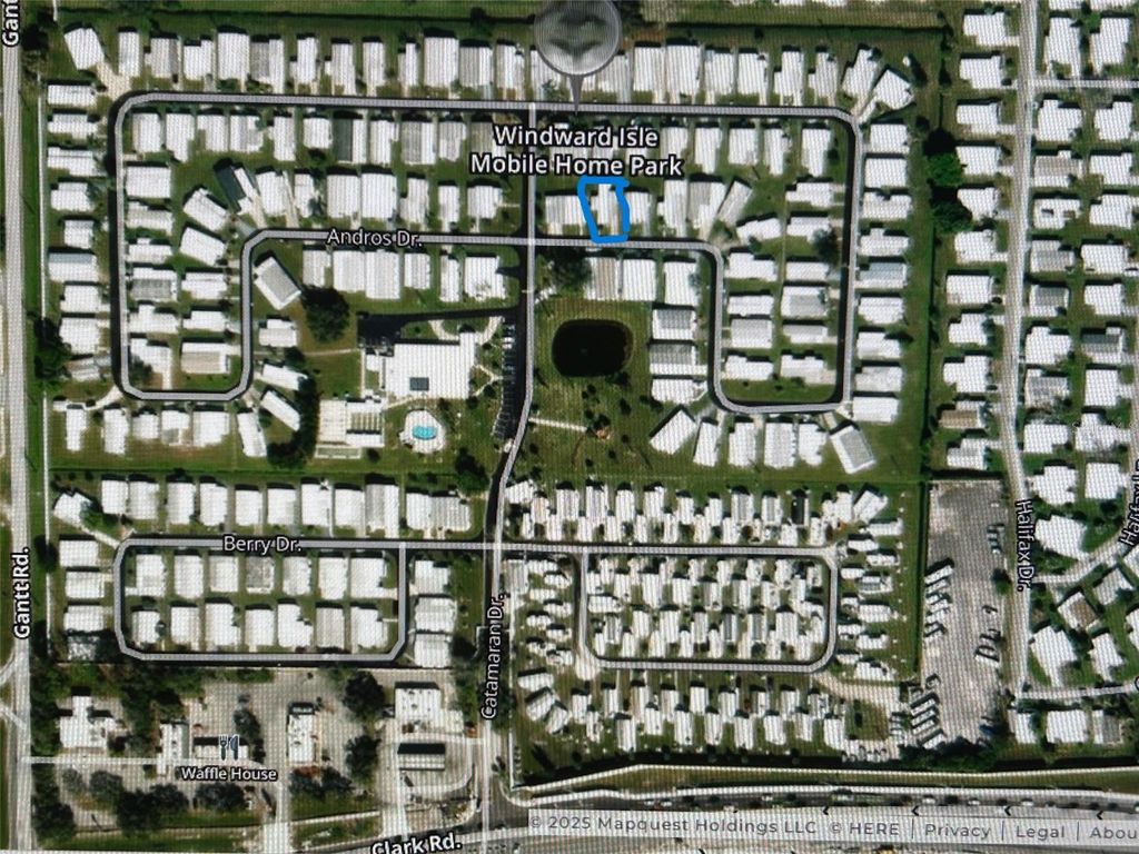 Photo of 204 Freeport Drive, Sarasota, FL 34233 (MLS # A4663279)