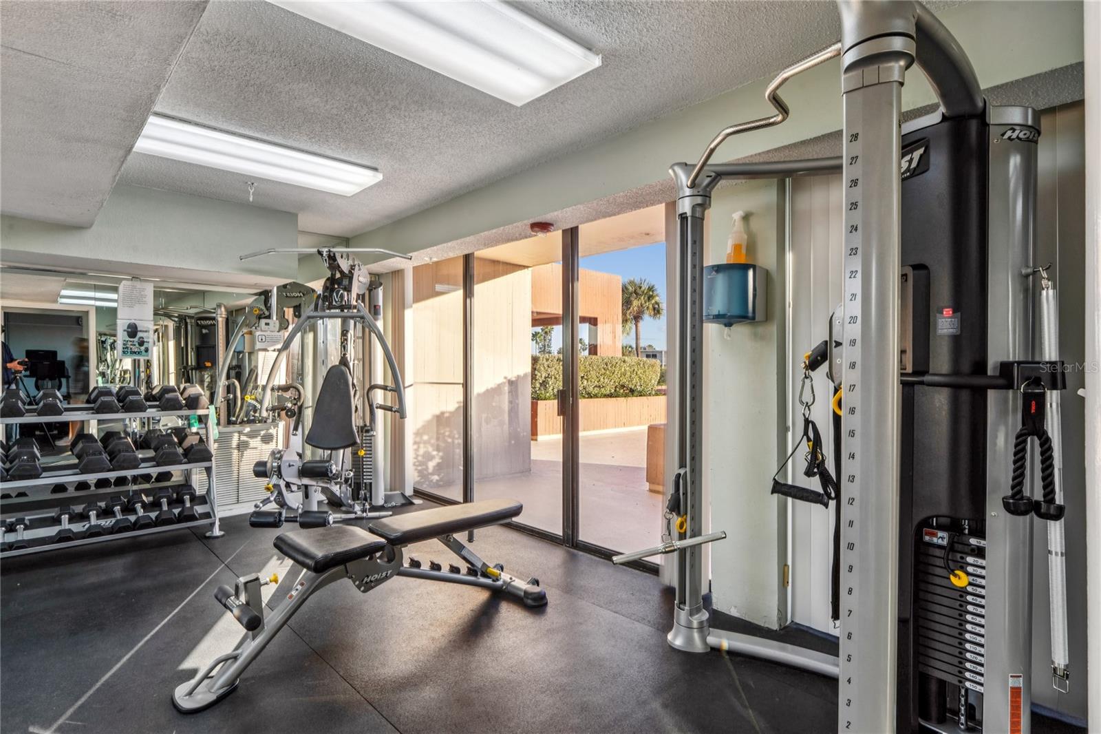 KEY CAPRI CONDO - Residential