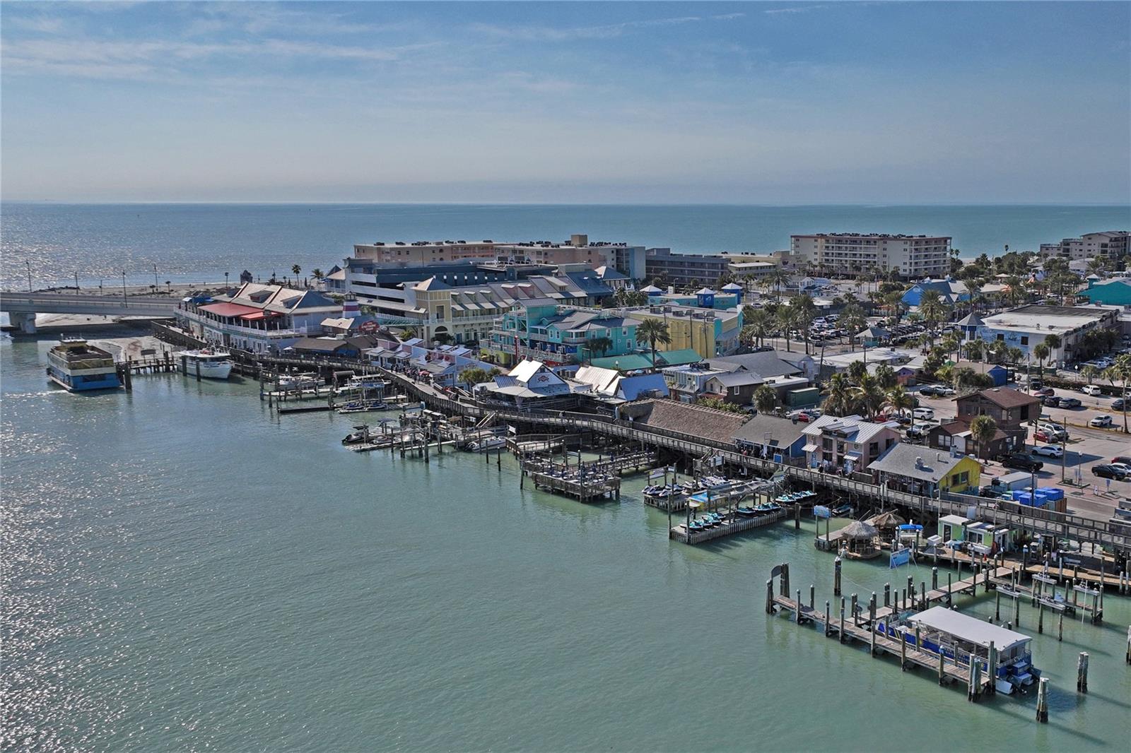 KEY CAPRI CONDO - Residential