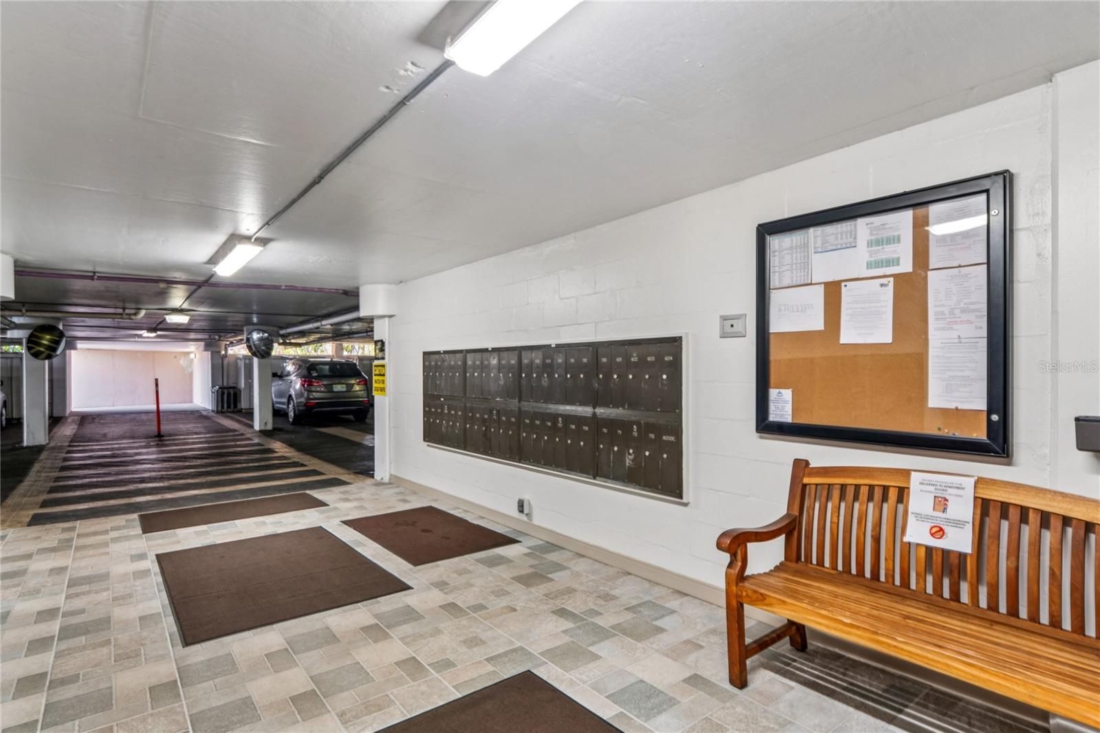 KEY CAPRI CONDO - Residential