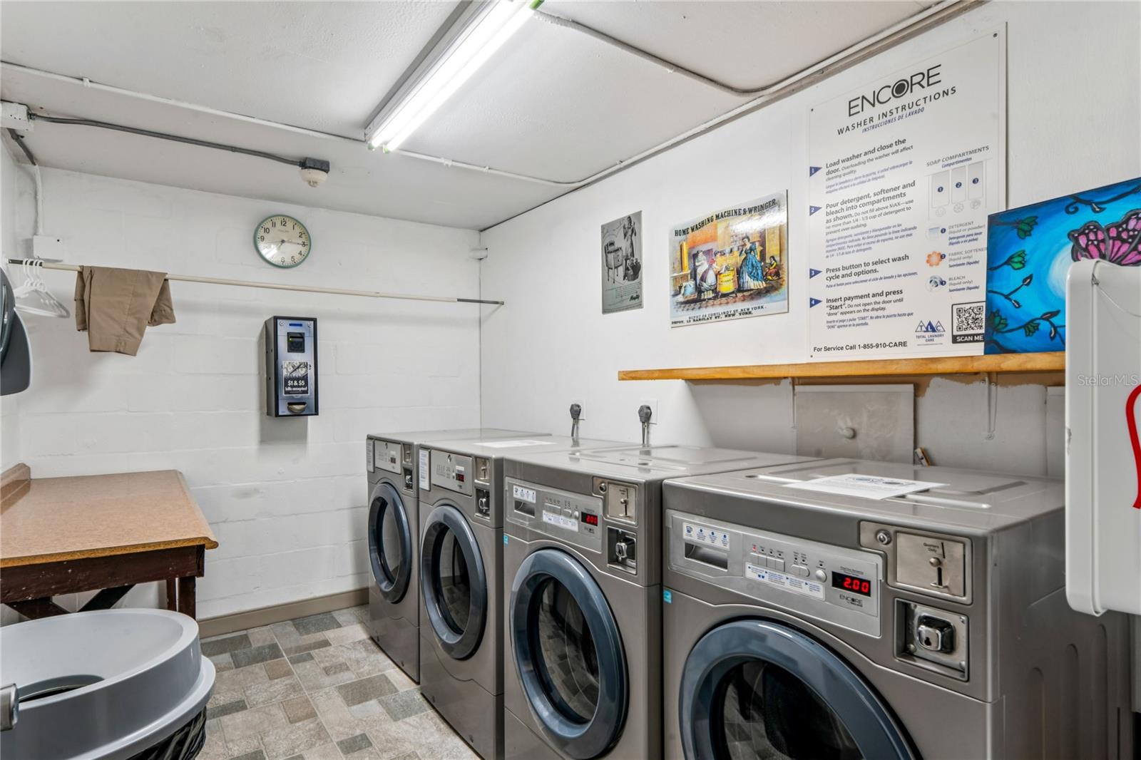 KEY CAPRI CONDO - Residential