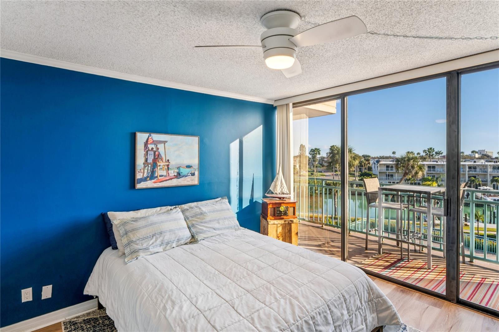 KEY CAPRI CONDO - Residential