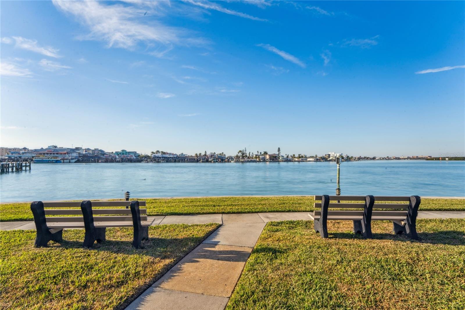 KEY CAPRI CONDO - Residential