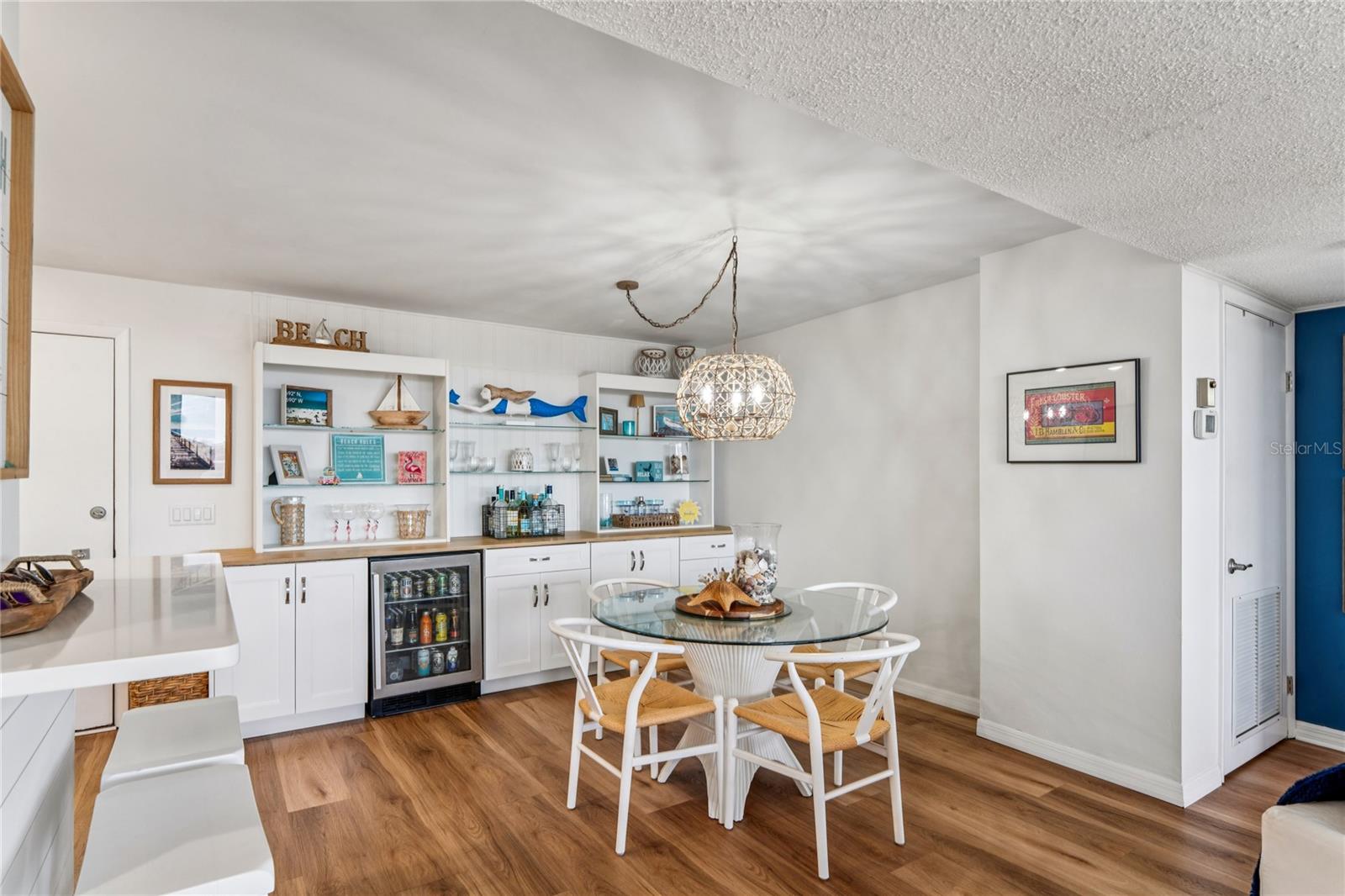 KEY CAPRI CONDO - Residential