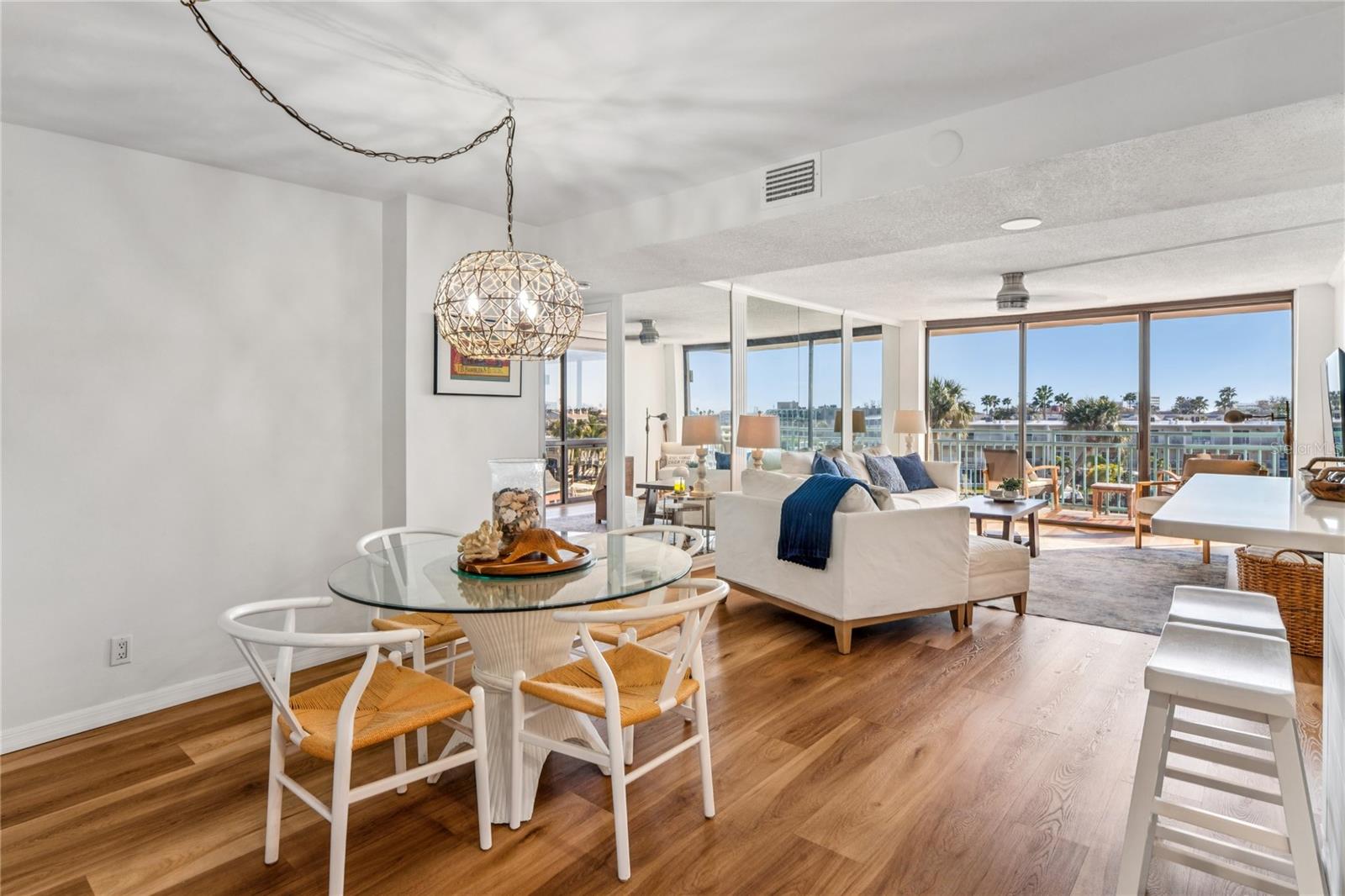 KEY CAPRI CONDO - Residential