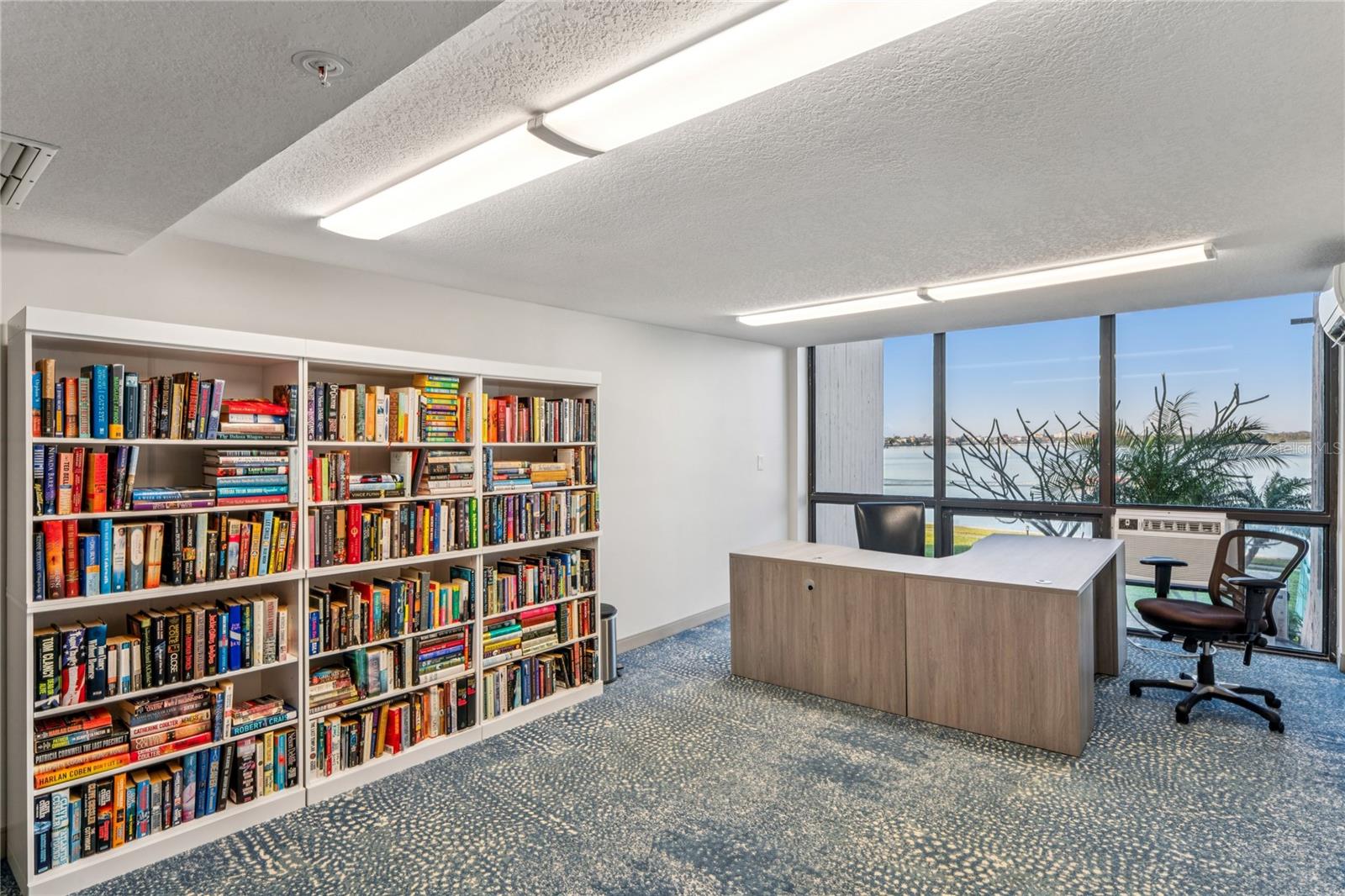 KEY CAPRI CONDO - Residential