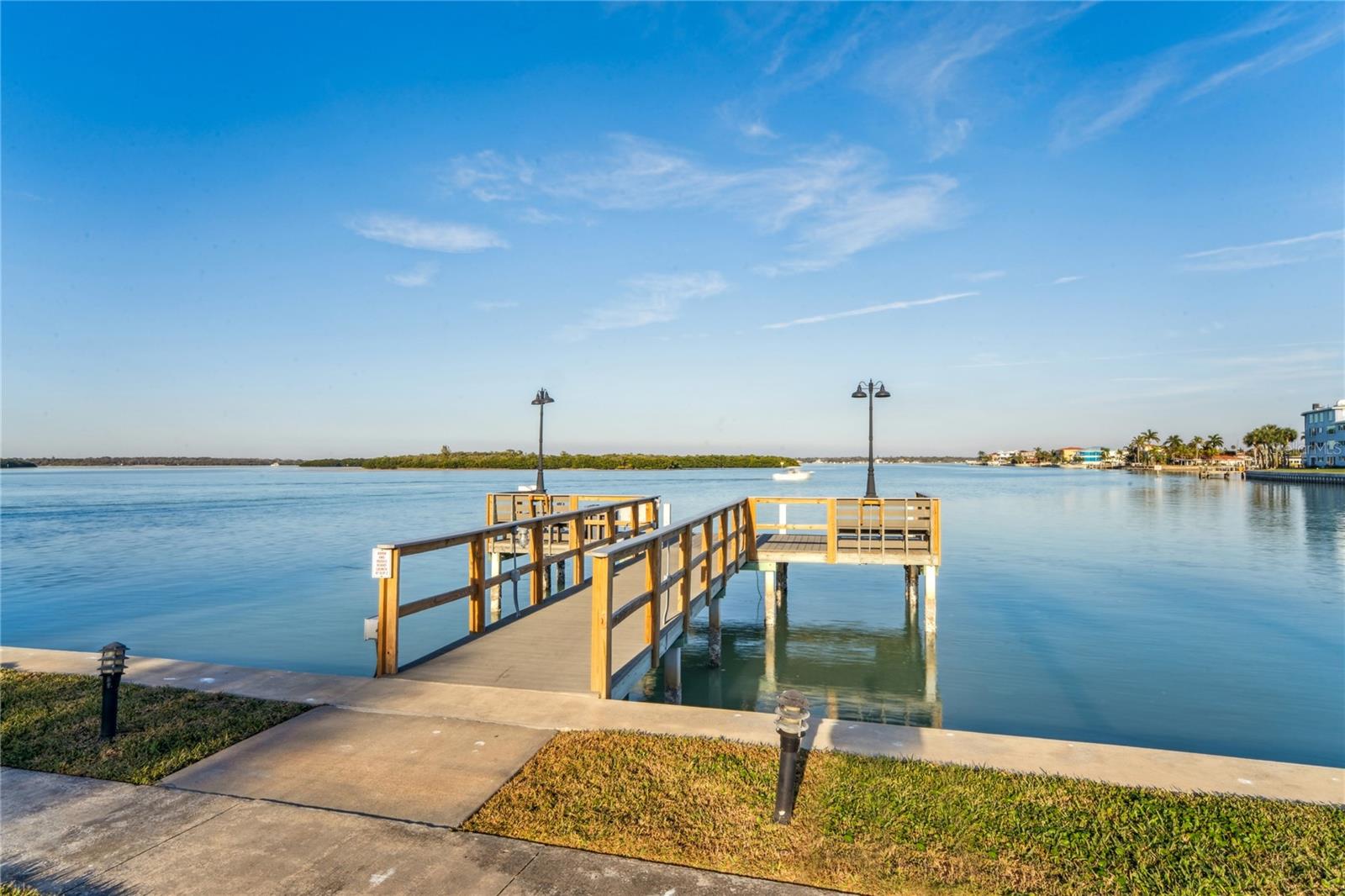 KEY CAPRI CONDO - Residential