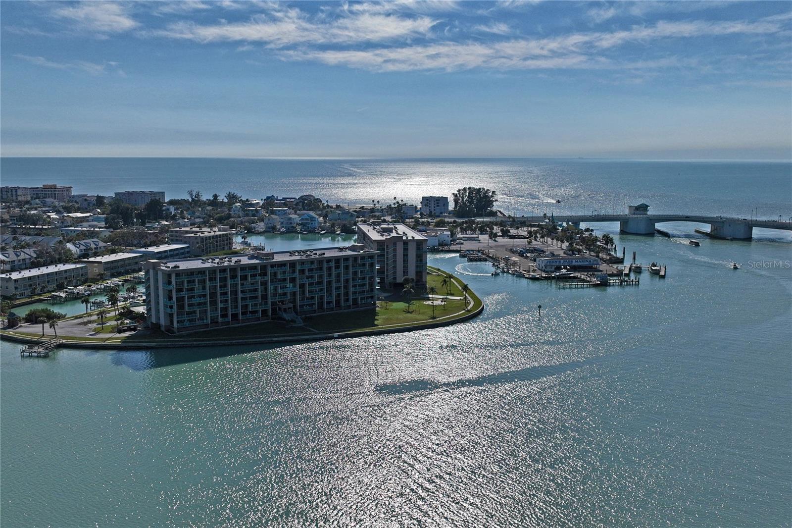 KEY CAPRI CONDO - Residential