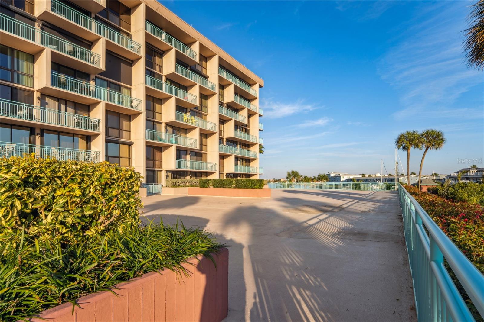 KEY CAPRI CONDO - Residential
