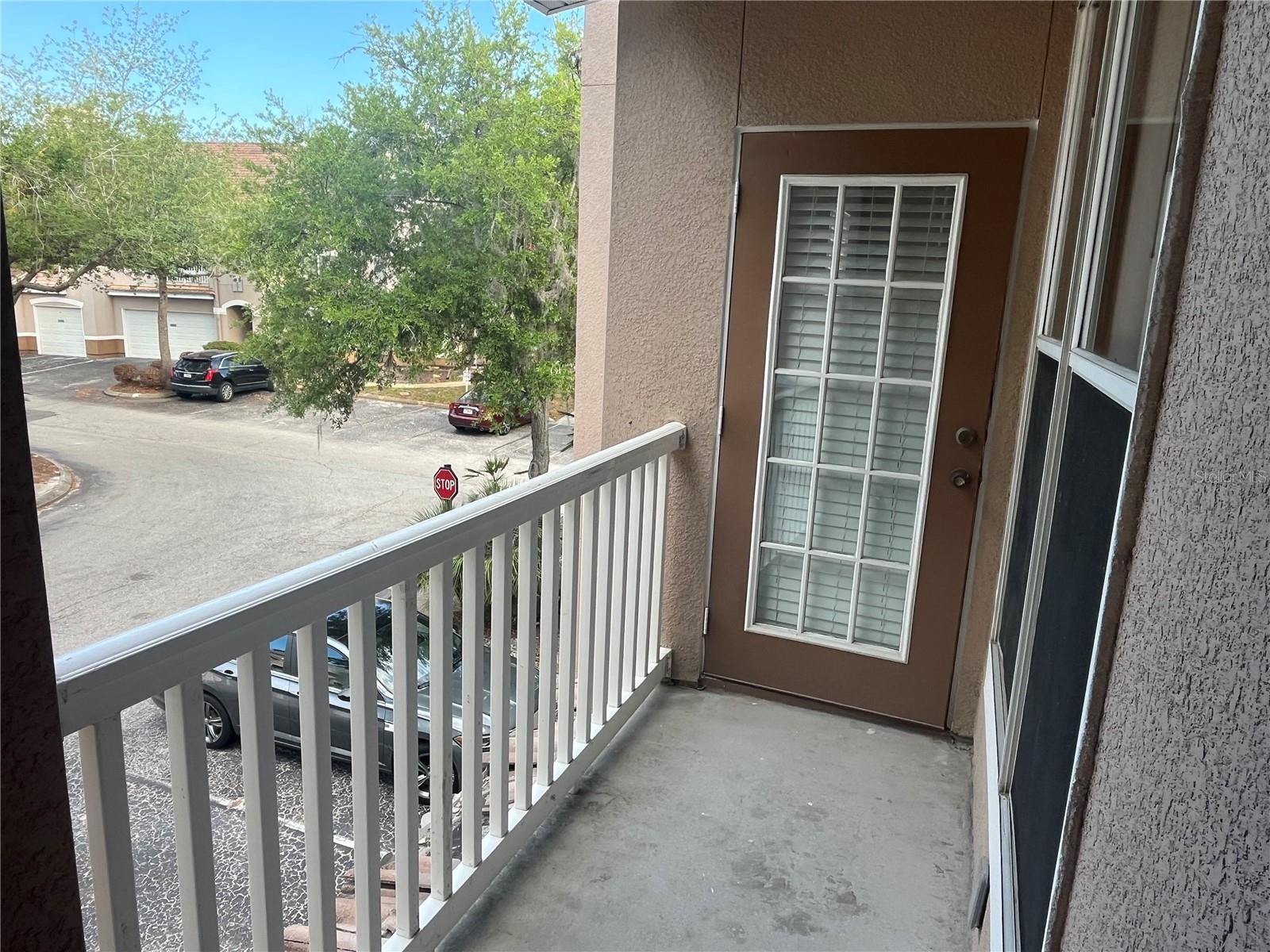 THE VILLAS CONDO - Residential Lease