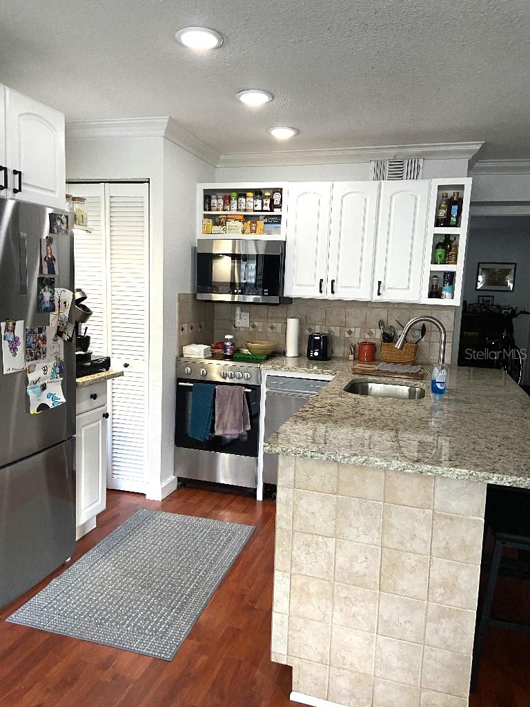LAKE EOLA HEIGHTS CONDOS - Residential
