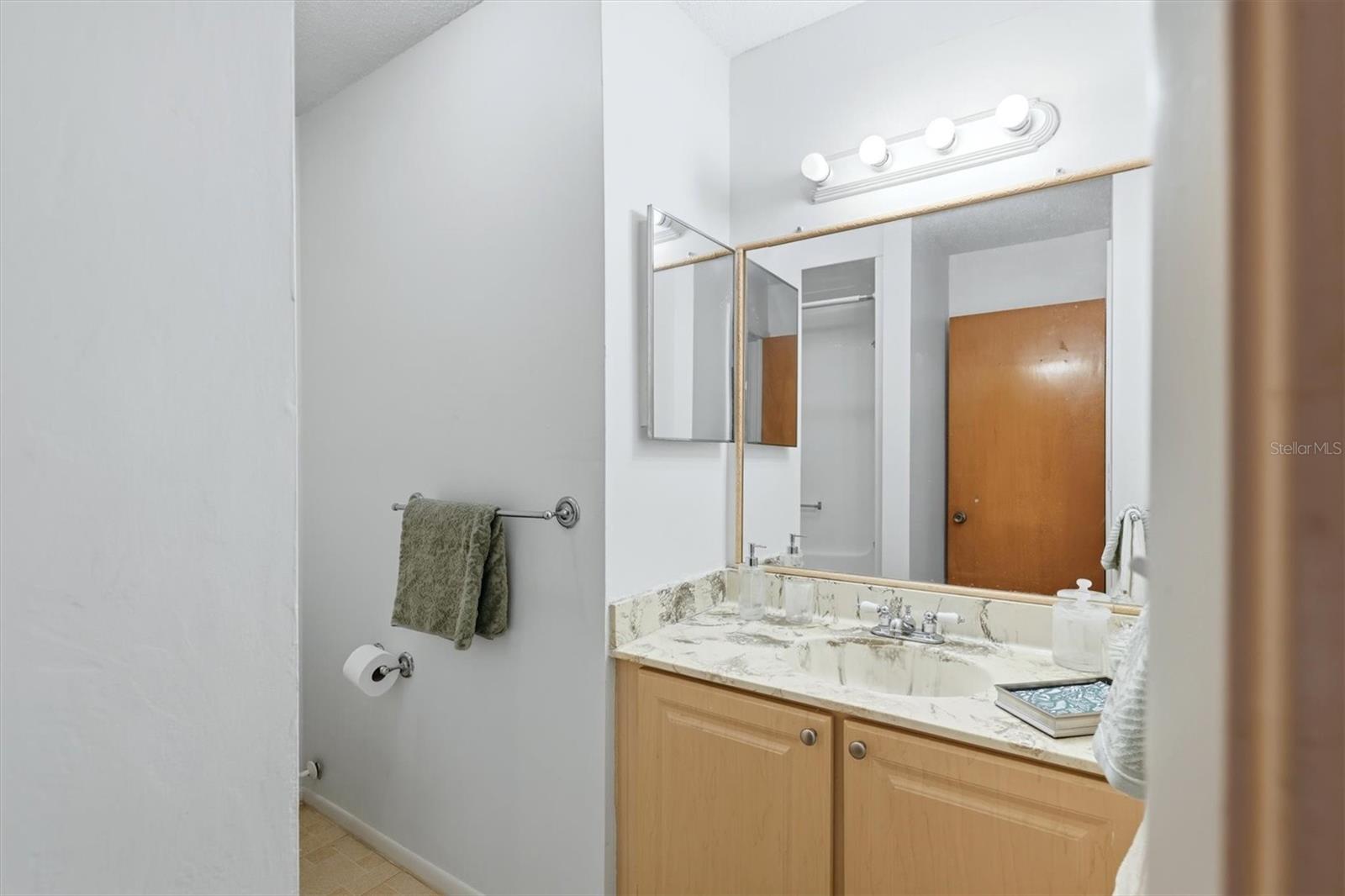 LAKE TIPPECANOE - Residential